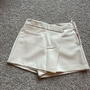Zara Women's Cream Mini Skirt